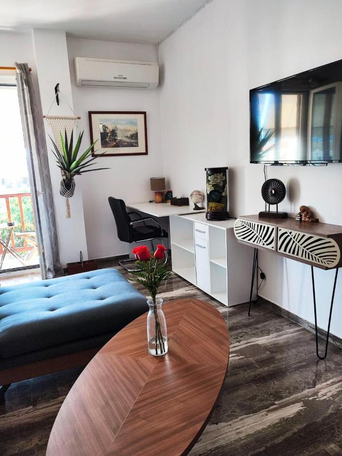 Lauren'S Charm Town Apartment Лефкада Экстерьер фото
